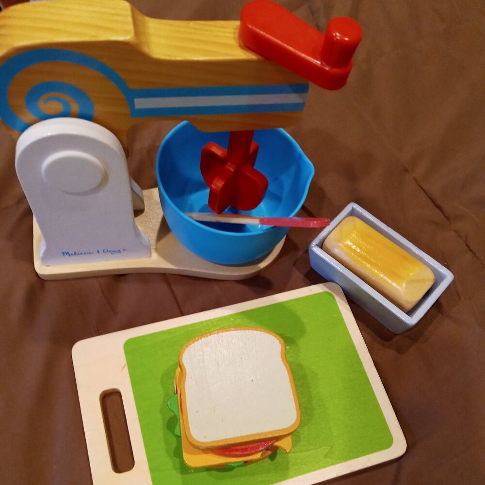 Fun Wood Food Kitchen set (12 pieces)